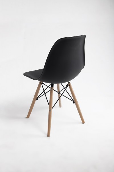 Стул Eames черный