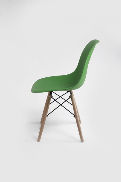 Стул Eames зеленый