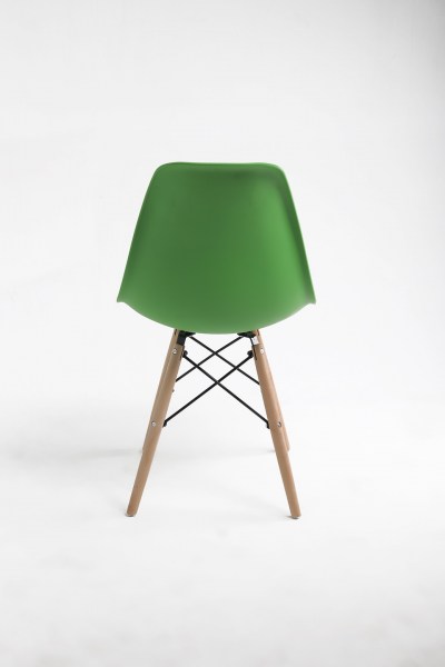 Стул Eames зеленый