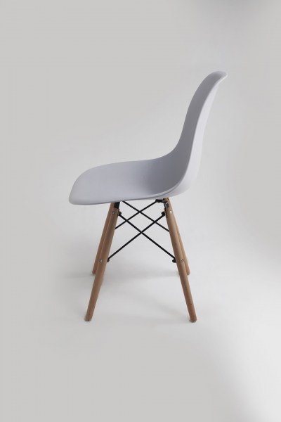 Стул Eames белый